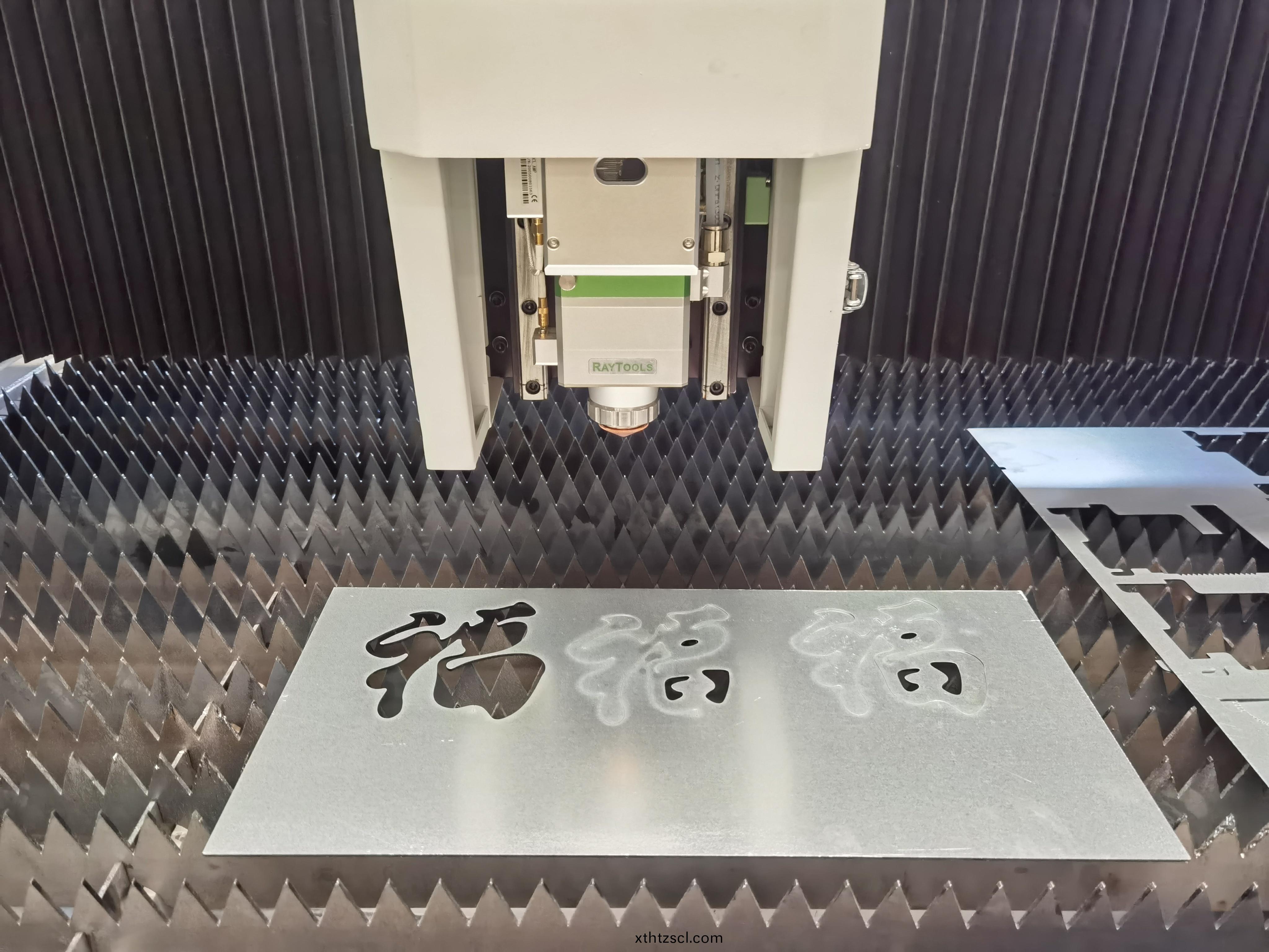 RC-GA-3015雙平檯(tai)激光切割機