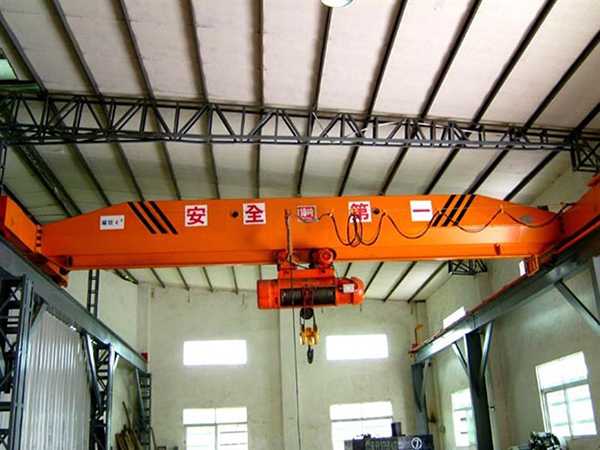 LD電(dian)動(dong)單(dan)樑起(qi)重(zhong)機