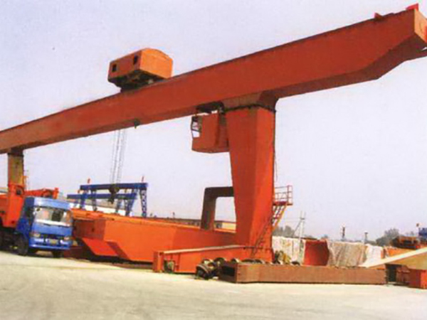 MDG32T單主樑(liang)偏(pian)掛龍門(men)起重機