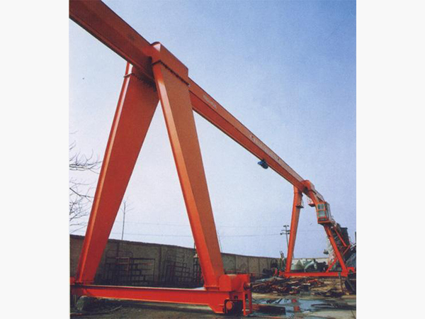 MH包廂葫(hu)蘆(lu)門式起(qi)重(zhong)機(ji)
