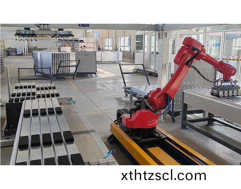 光伏鋁型材塗膠機器人生産線